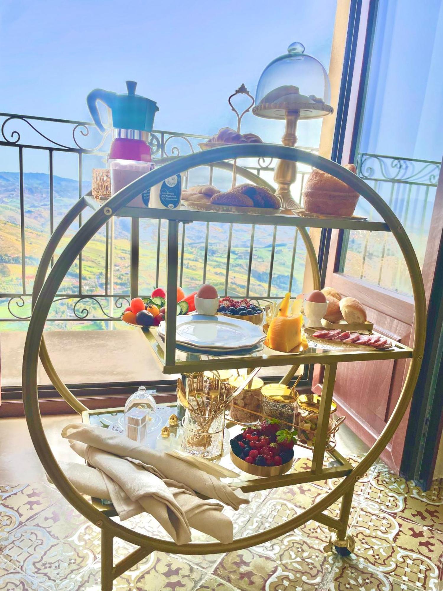 Dimora Del Duomo Hotel เอนนา ภายนอก รูปภาพ